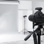 Modern fotostudio med professionell utrustning